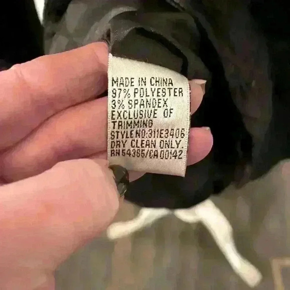 Peter Nygard Ruffle Detail Peplum Black Jacket/Feminine Bomber - SZ 10 - Picture 8 of 9